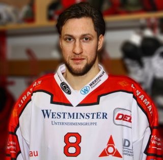 Personen v.l.r: Marian Ziburske (Gesellschafter von Westminster), Mario Landsmann (Geschäftsführer) und Ondřej Šebek (Geschäftsführer von HC Dynamo Pardubice) Westminster ist Sponsor von HC Pardubice